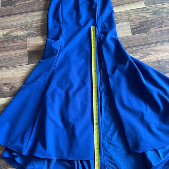 BNWT Nina Canacci beaded gown - Picture 11 of 11